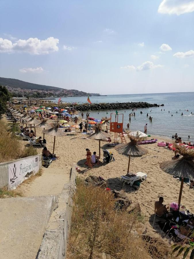 Helios 350M From The Beach Свети Влас Екстериор снимка